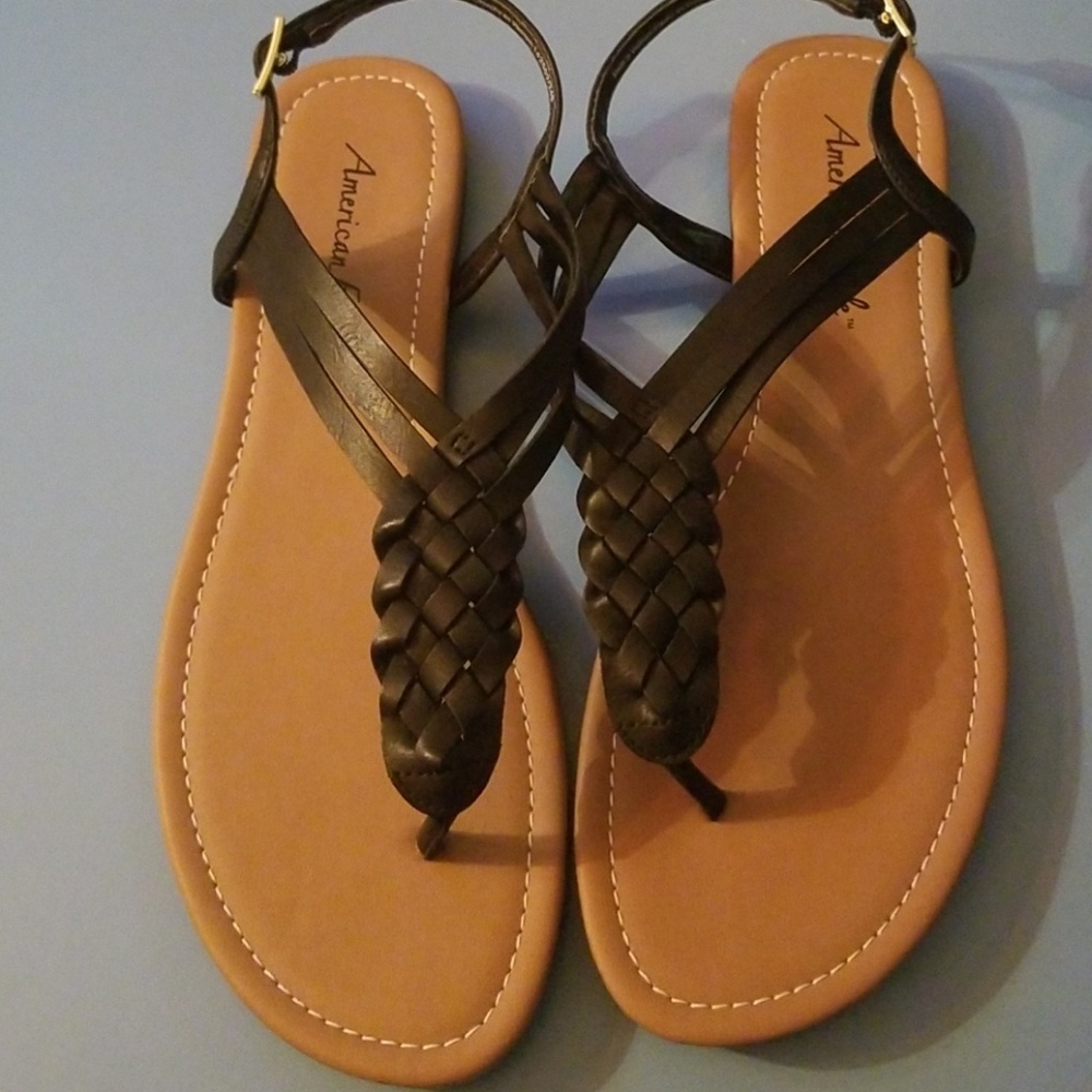 American Eagle sandals